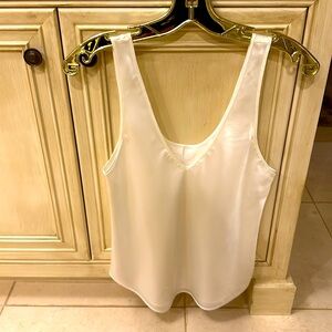 VINTAGE 💕FAR WEST IVORY COLORED VNECK TANK TOP CHEMISE SIZE SMALL